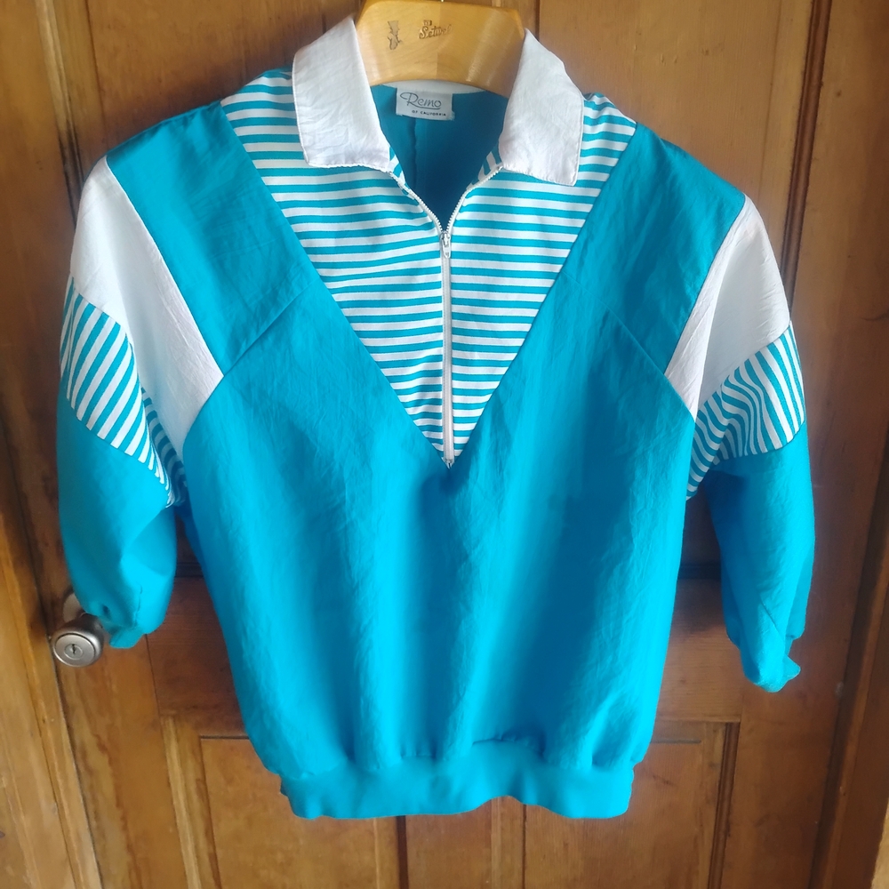Blue and White Vintage 70s Windbreaker Size S